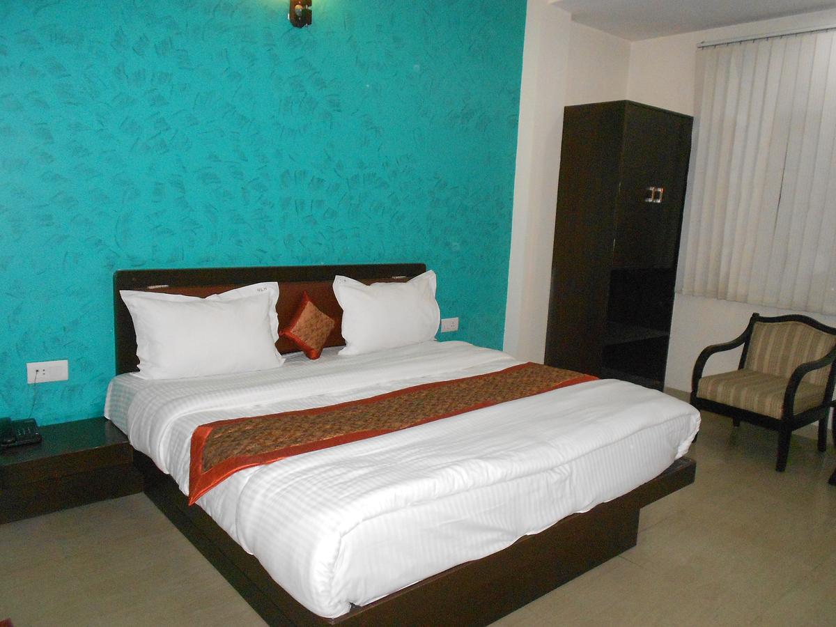 Hotel Lavanya Haridvár Kültér fotó