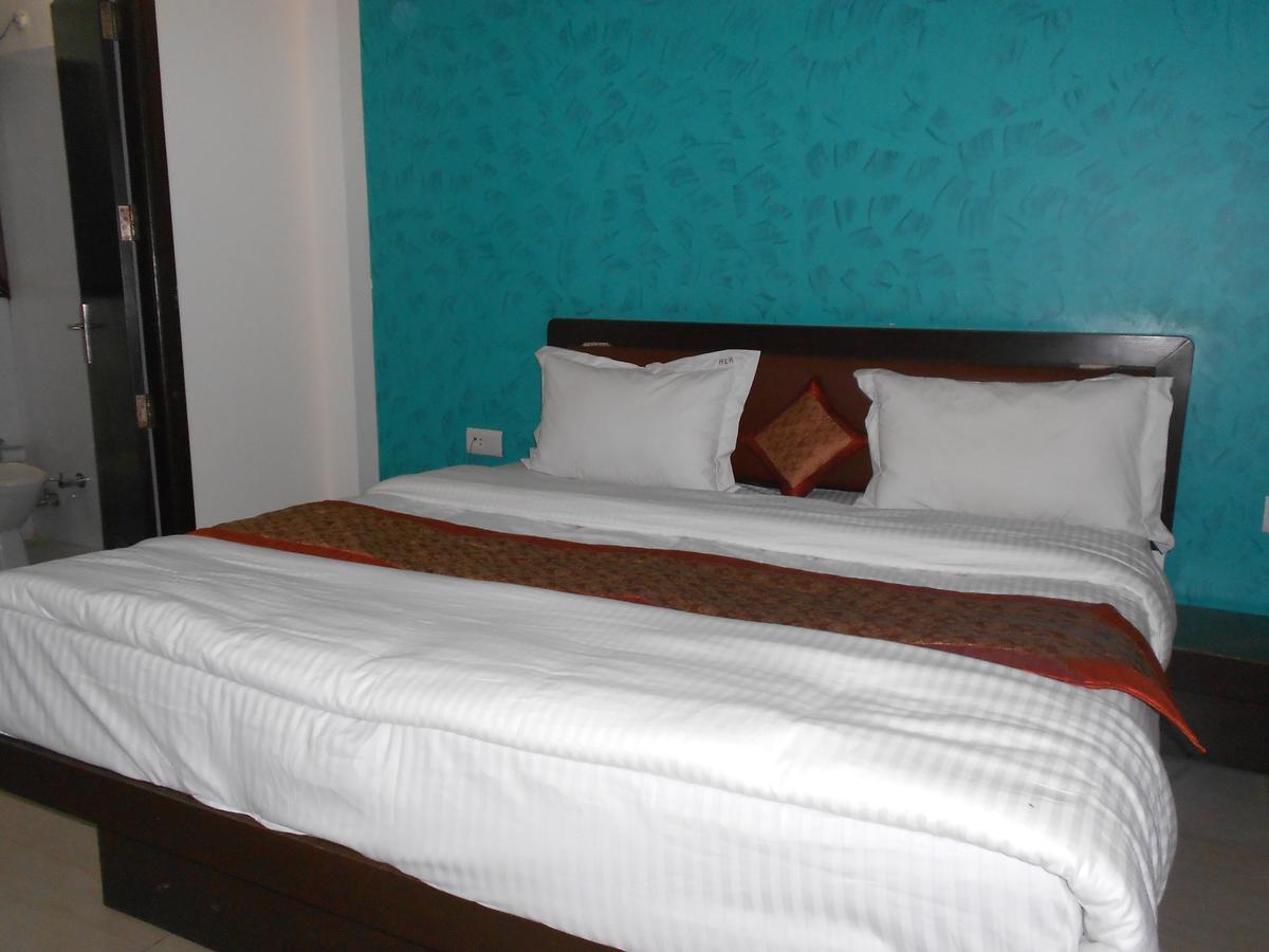 Hotel Lavanya Haridvár Kültér fotó