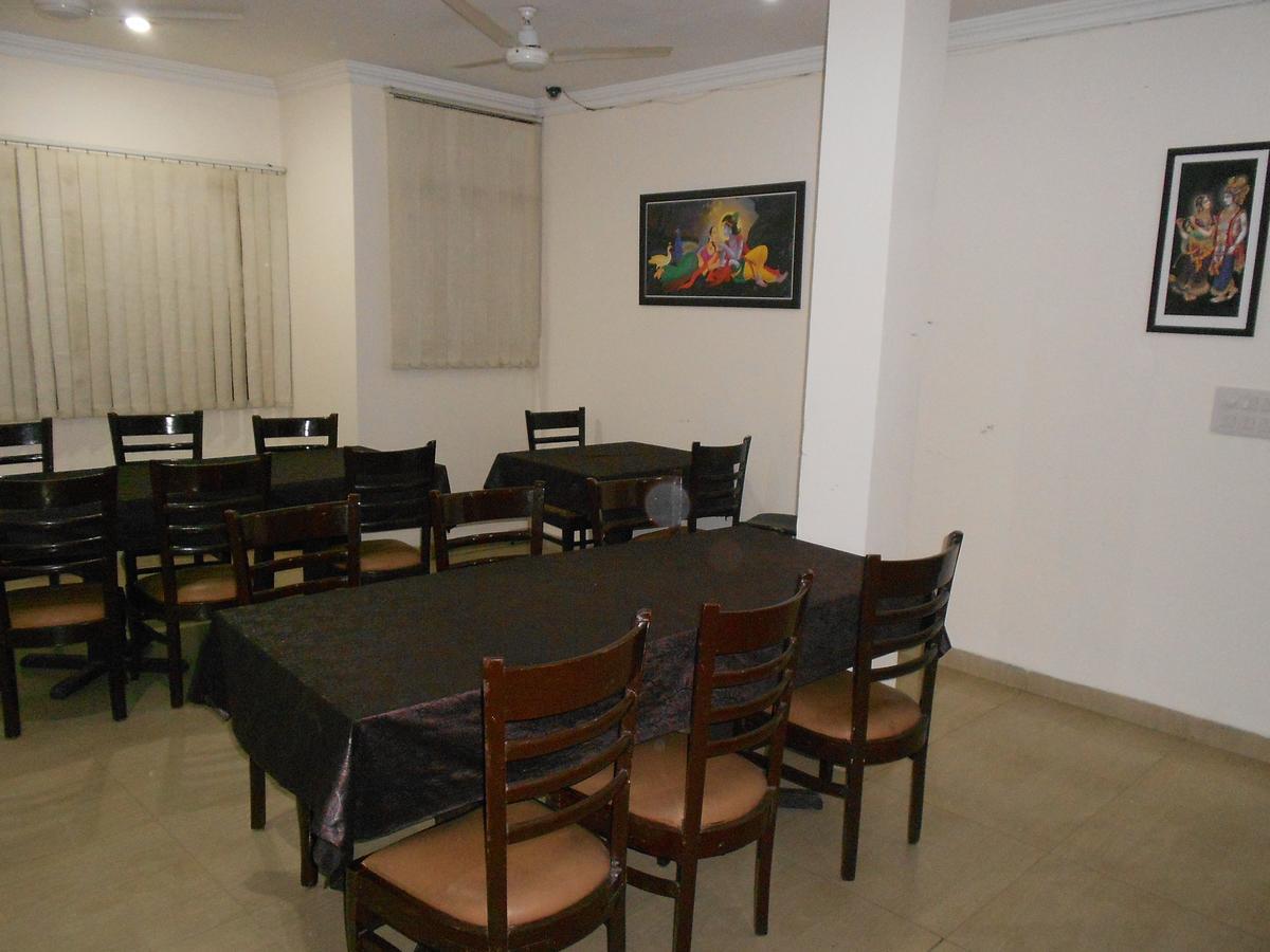 Hotel Lavanya Haridvár Kültér fotó